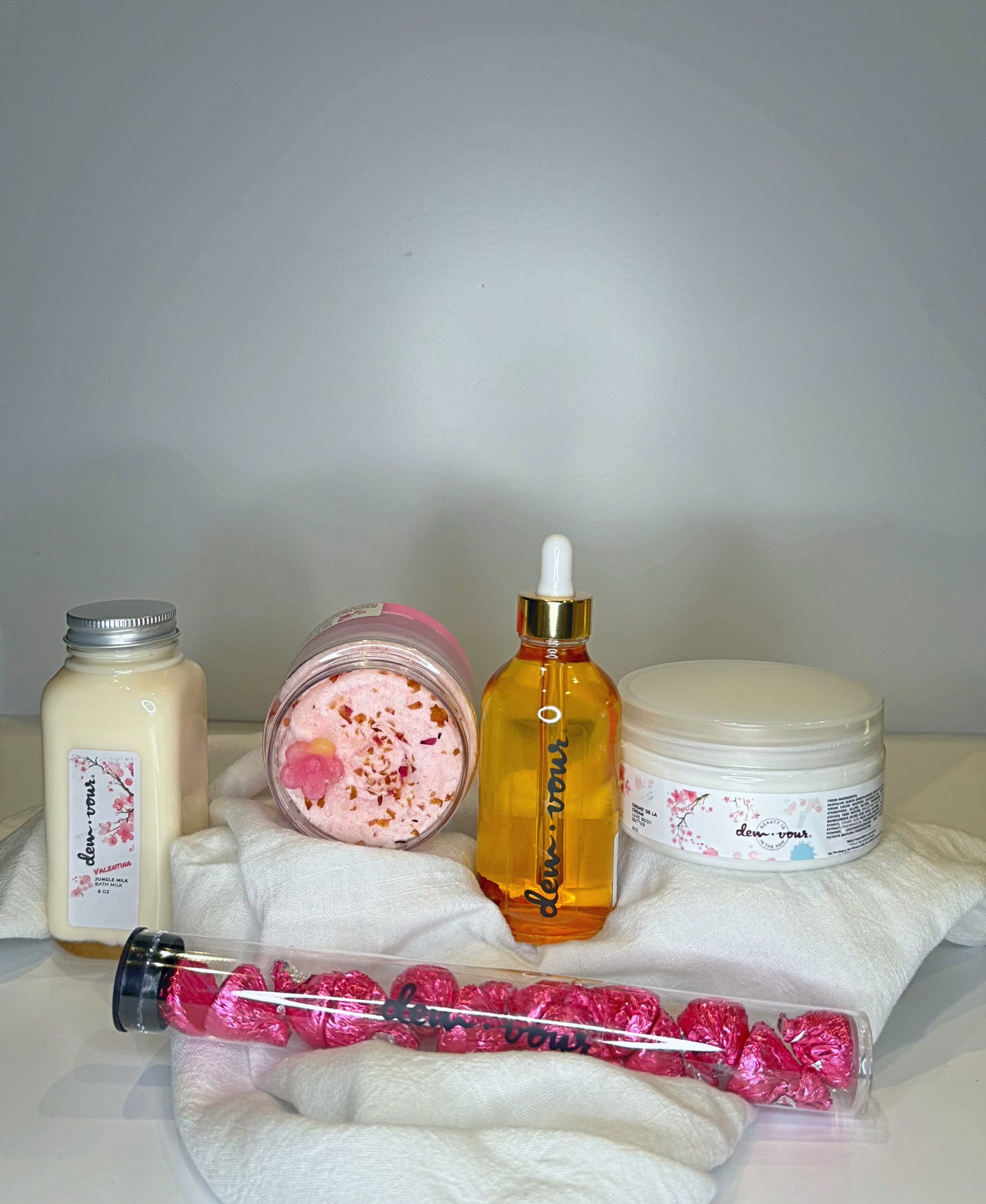 Bathing Bae Bundle Set | Bath Milk | Body Scrub | Bath Melt | Body Oil | Body Butter | 5 product set | Moisturizing | Moisture | Foaming | Silky